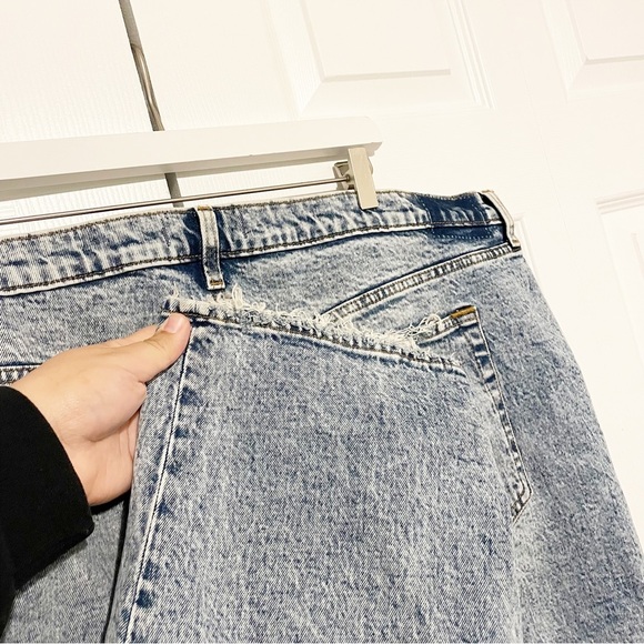 Abercrombie & Fitch The 90s Straight Leg Ultra High Rise Jeans Plus Size 36 22 - Picture 9 of 10